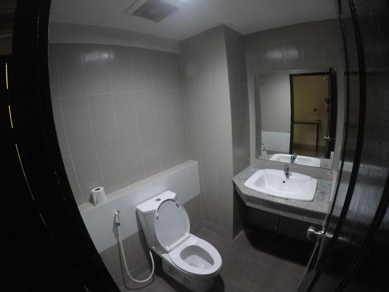French Connection Hotel Pattaya Zewnętrze zdjęcie